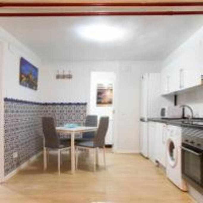 Apartamento Sotano En Gran Via Madrid Bagian luar foto