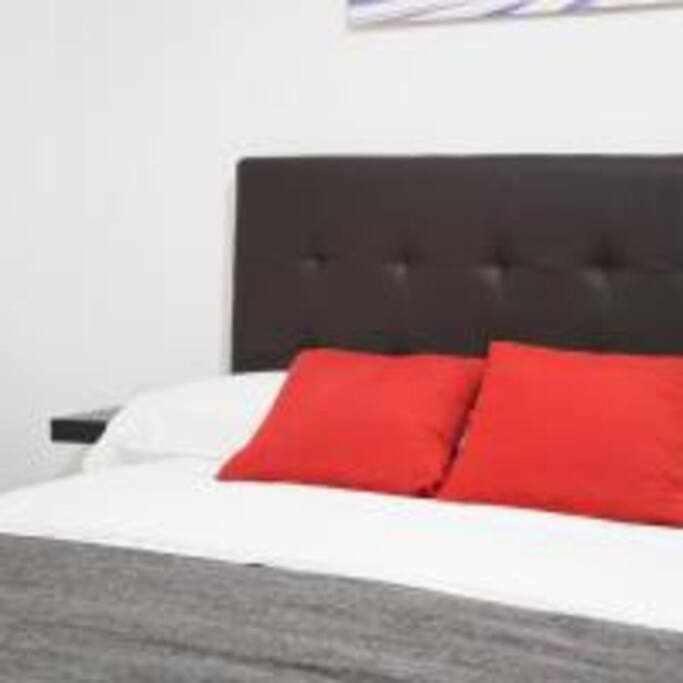 Apartamento Sotano En Gran Via Madrid Bagian luar foto