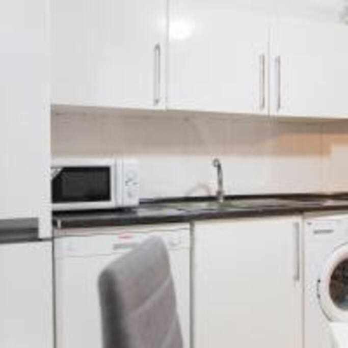 Apartamento Sotano En Gran Via Madrid Bagian luar foto