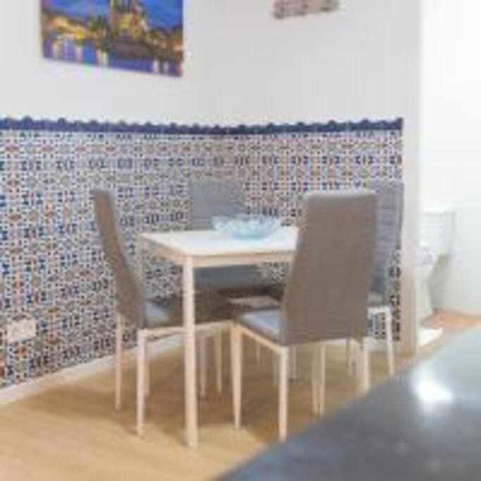 Apartamento Sotano En Gran Via Madrid Bagian luar foto