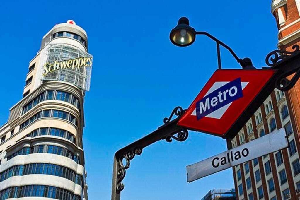 Apartamento Sotano En Gran Via Madrid Bagian luar foto