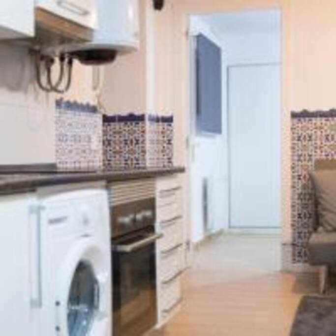 Apartamento Sotano En Gran Via Madrid Bagian luar foto